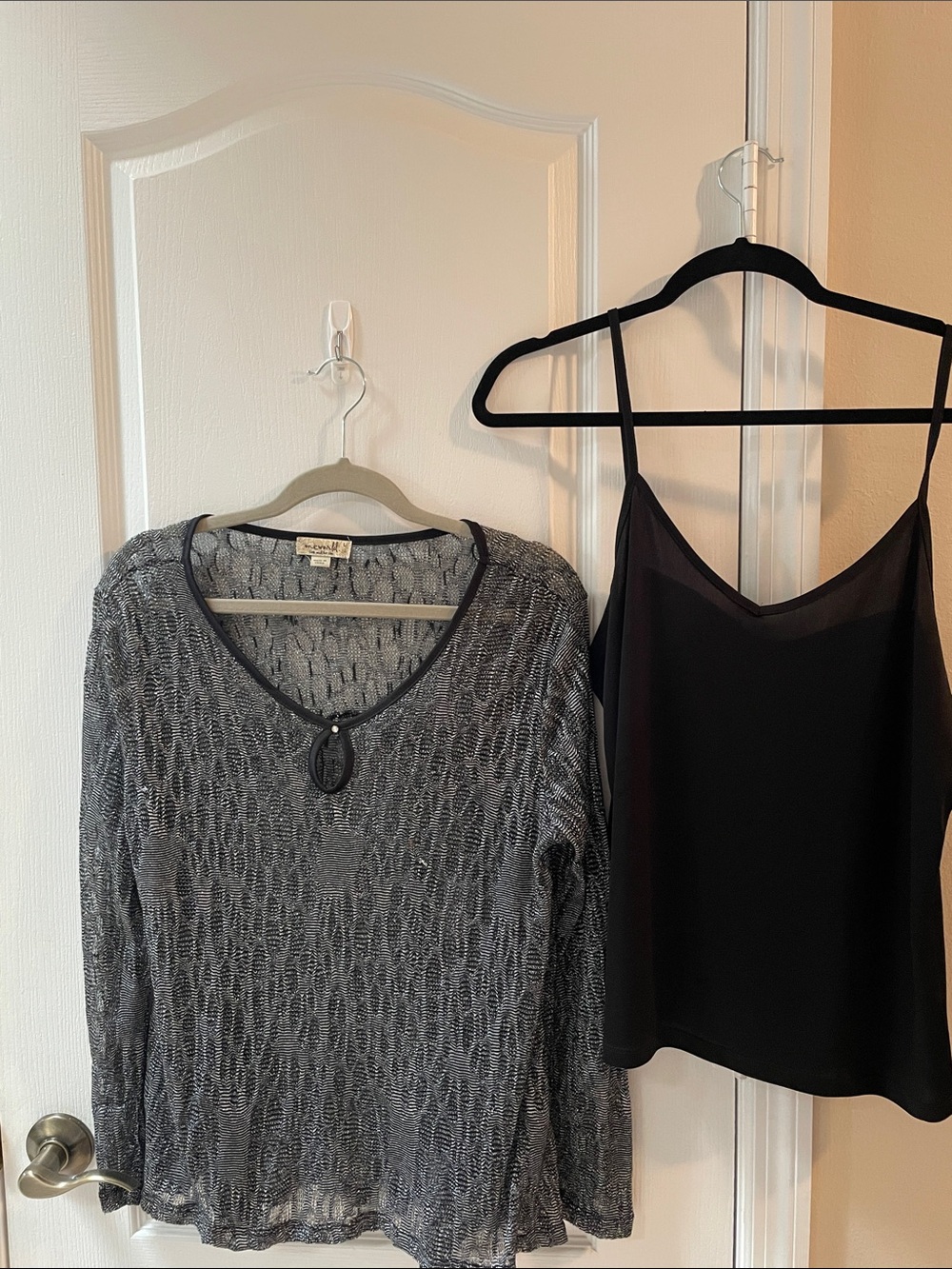Women's Sheer Knit Long-Sleeve Top in Gray